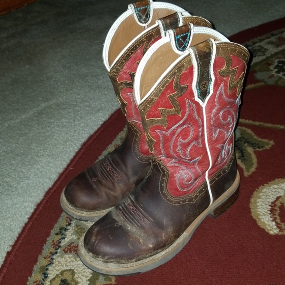 Brown and Red Ariet Boots - Picture 2 of 7